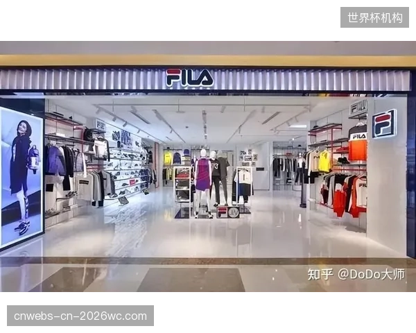 安踏集团加速DTC转型，开始协同全国经销商优化门店，启动线上线下会员体系的一体化进程